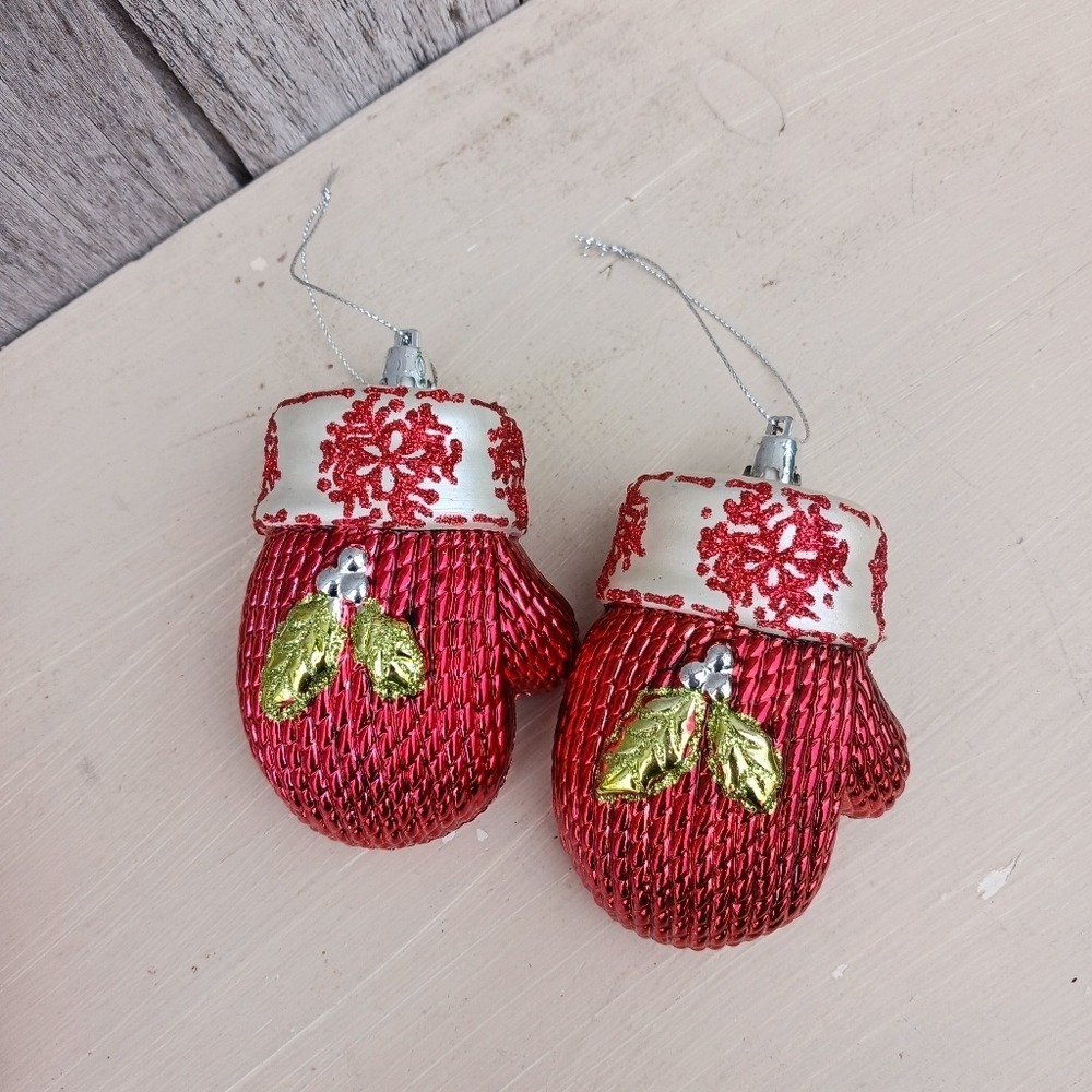Christmas Ornaments Red Mittens Shatterproof Plastic Holly Hanging Decor